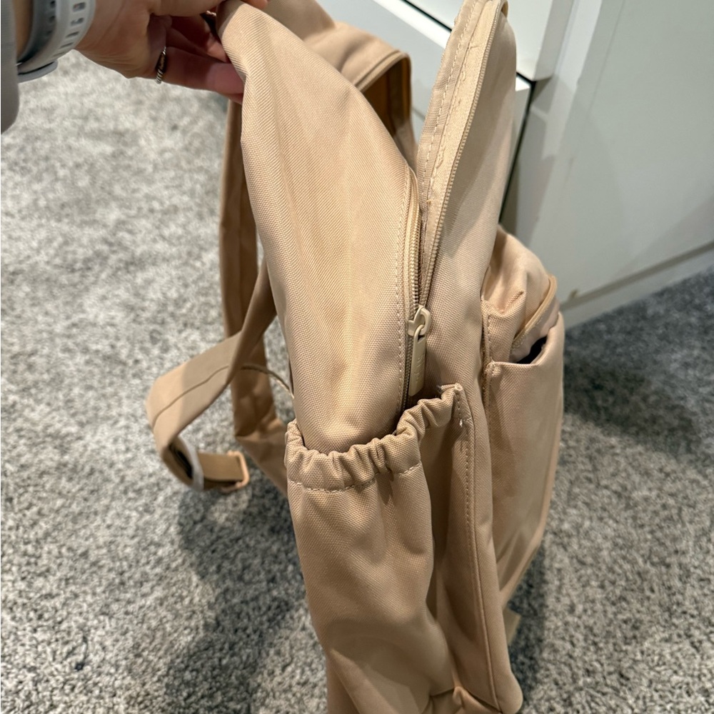 BEIS Beige Everyday Backpack.  Used a few times - Picture 5 of 13